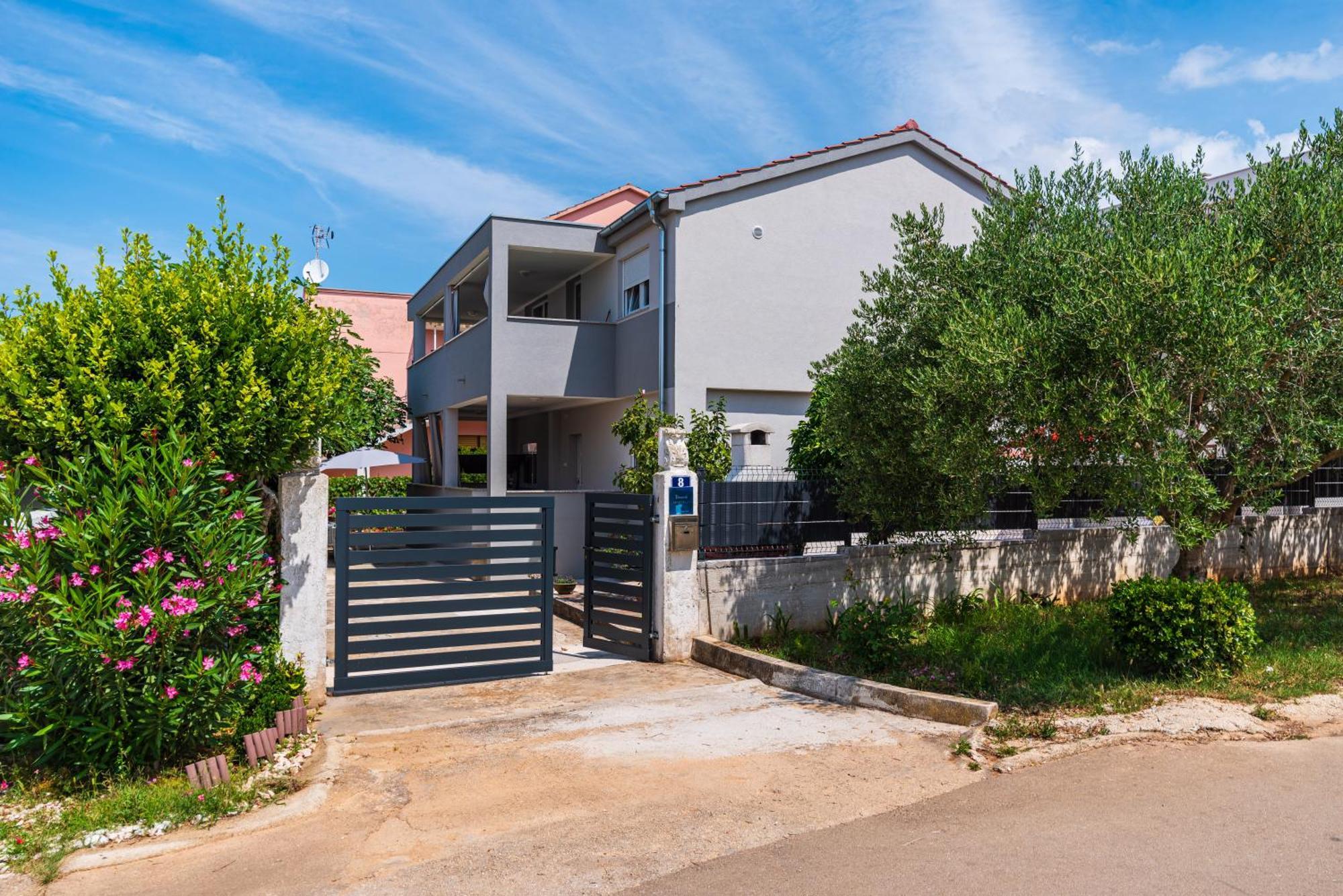 Apartments Franica Zadar Exterior photo